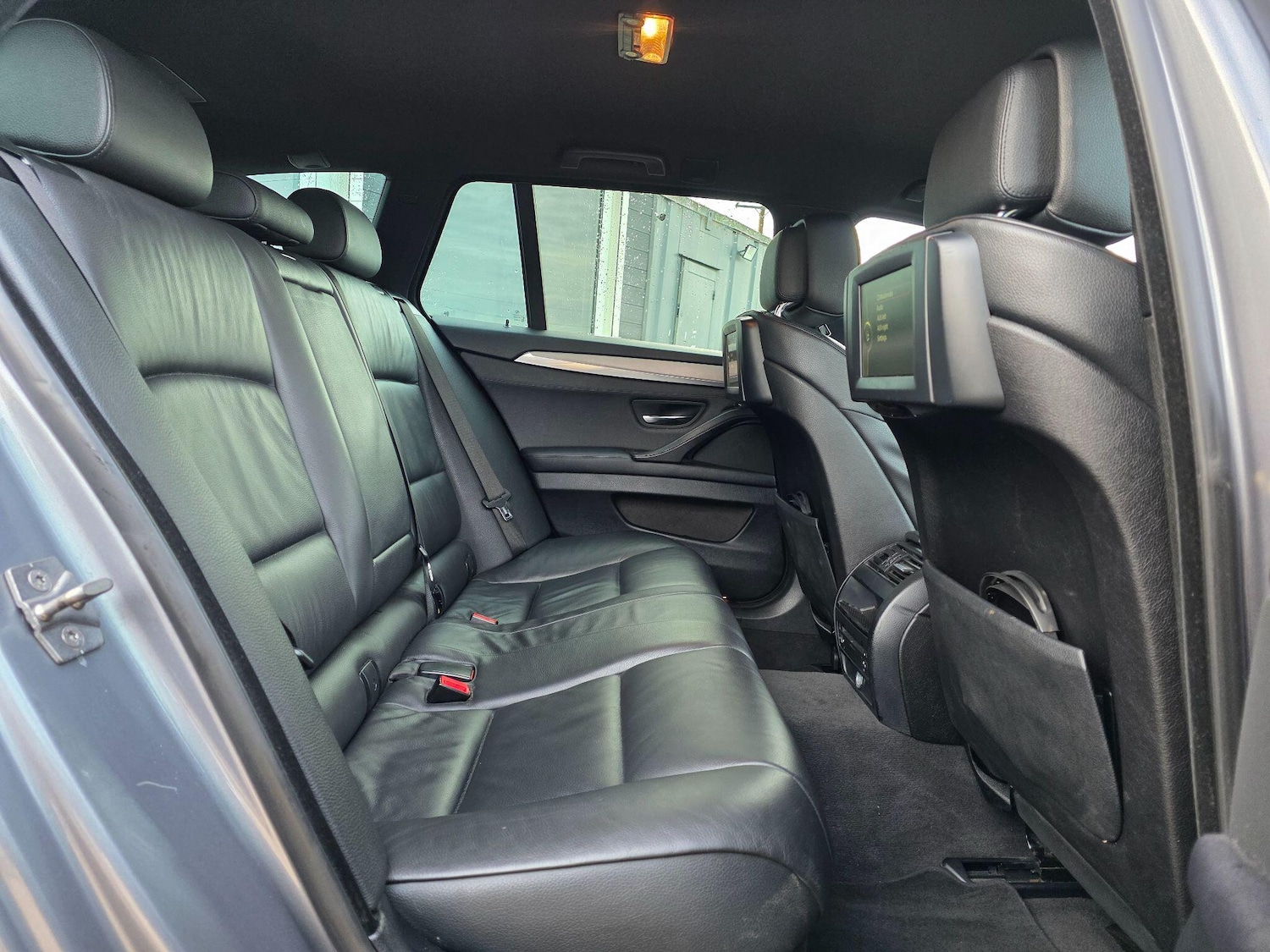 Used BMW 5 Series 2011 for sale - 77142942: Photo 18