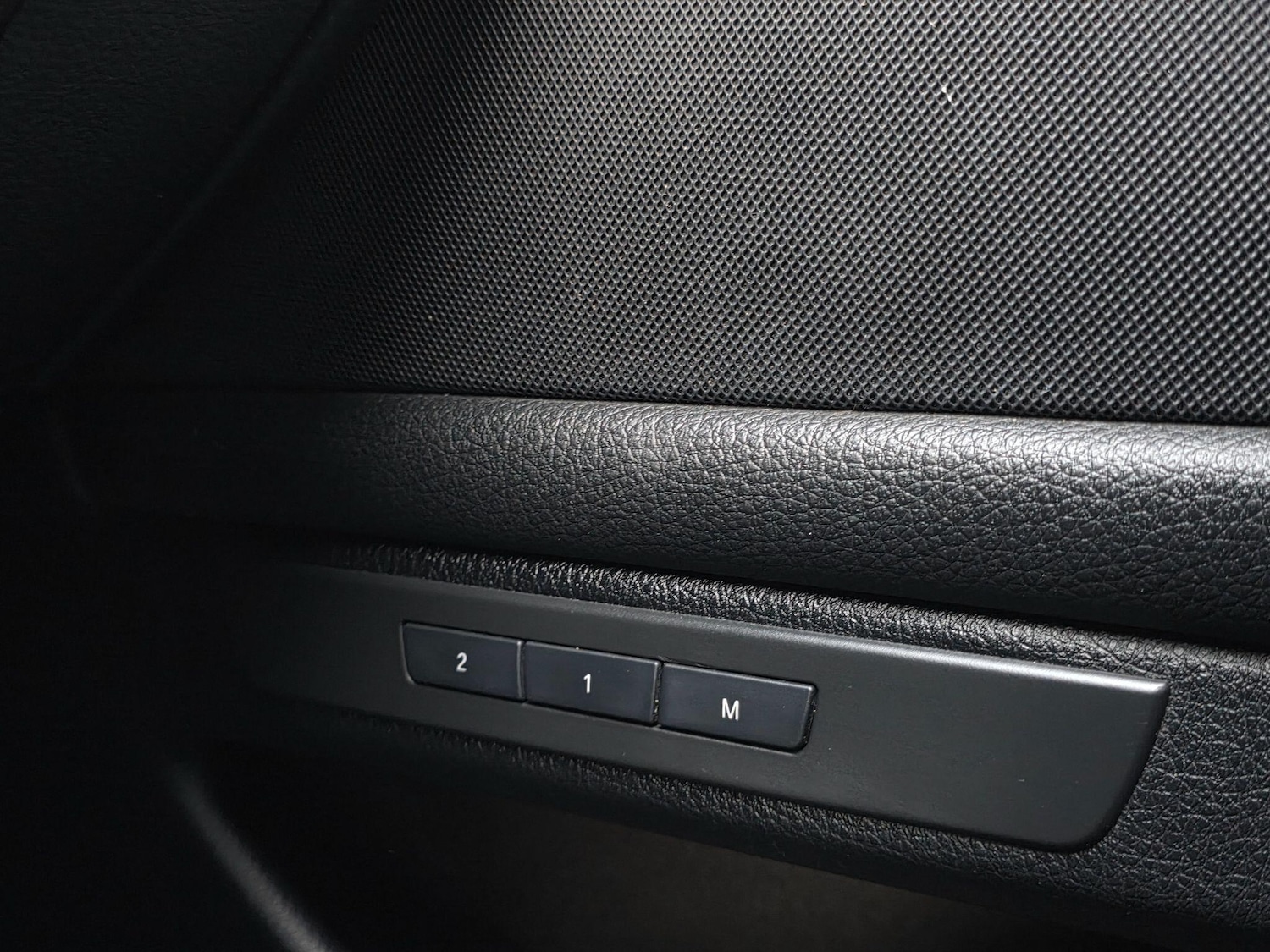 Used BMW 5 Series 2011 for sale - 77142942: Photo 38