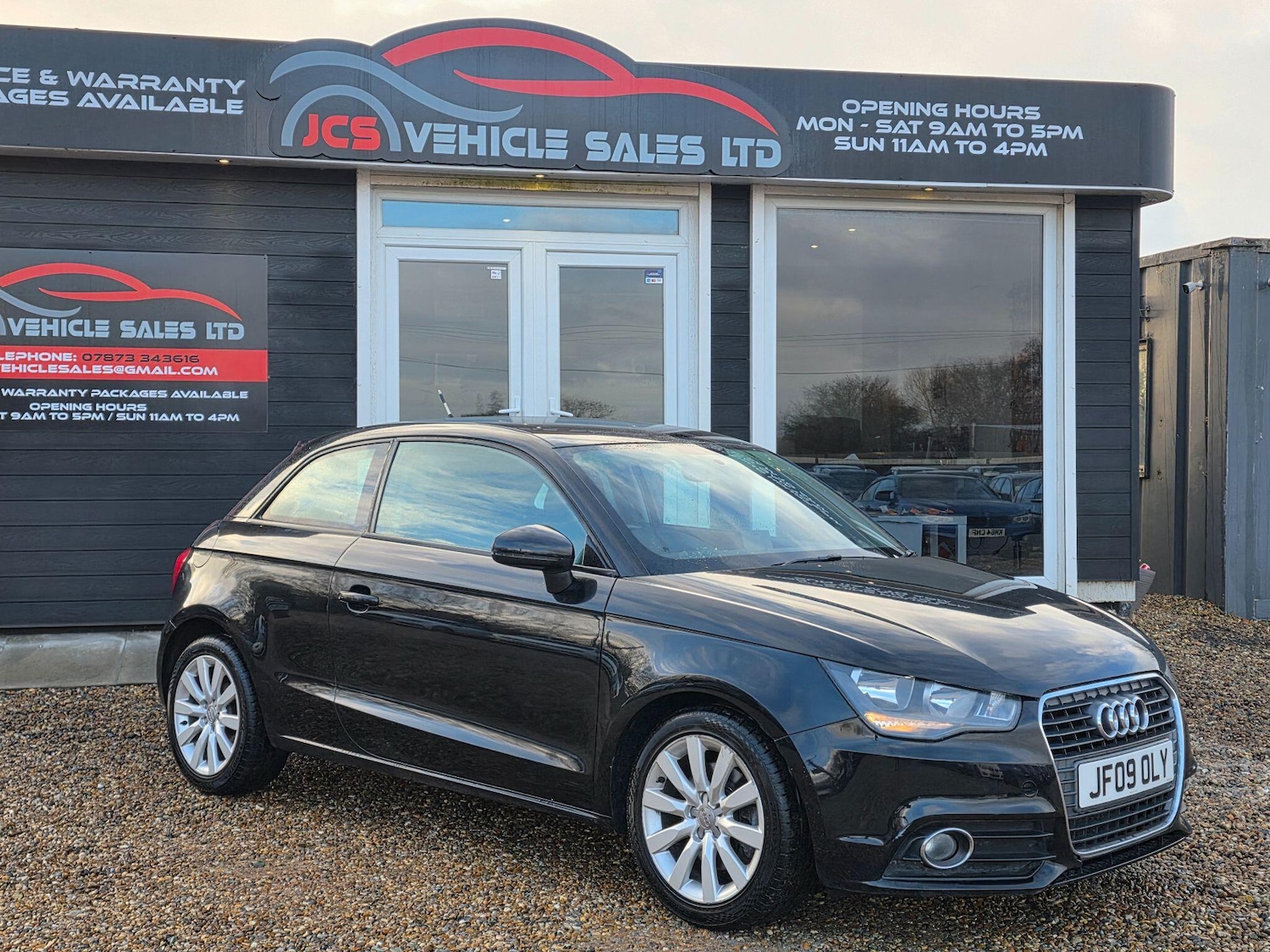 Used Audi A1 2011 for sale - 77230467: Photo 2