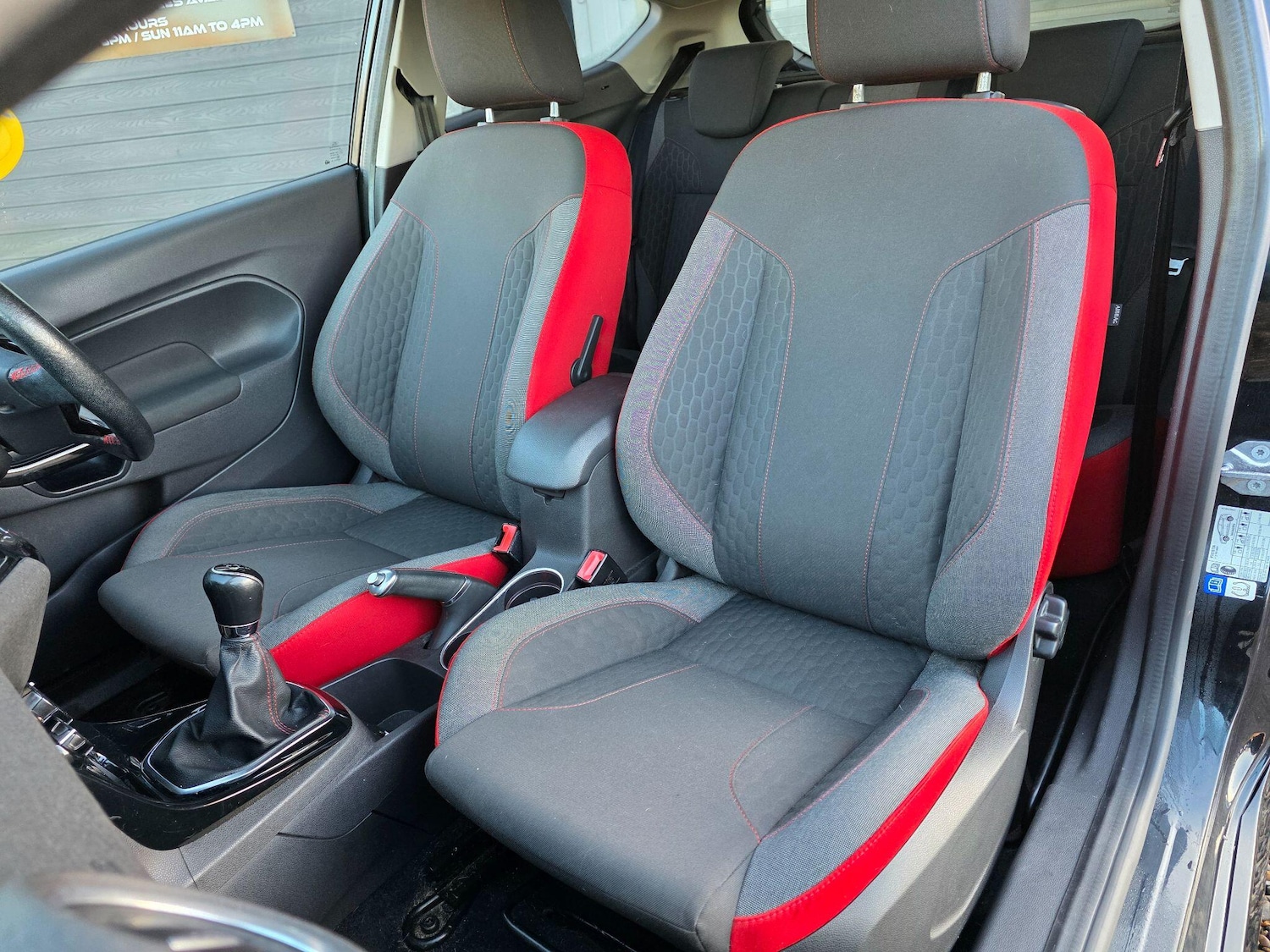 Used Ford Fiesta 2016 for sale - 77230317: Photo 15