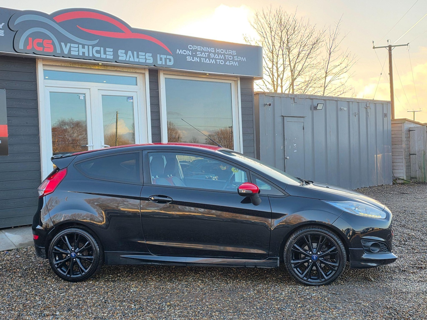 Used Ford Fiesta 2016 for sale - 77230317: Photo 2