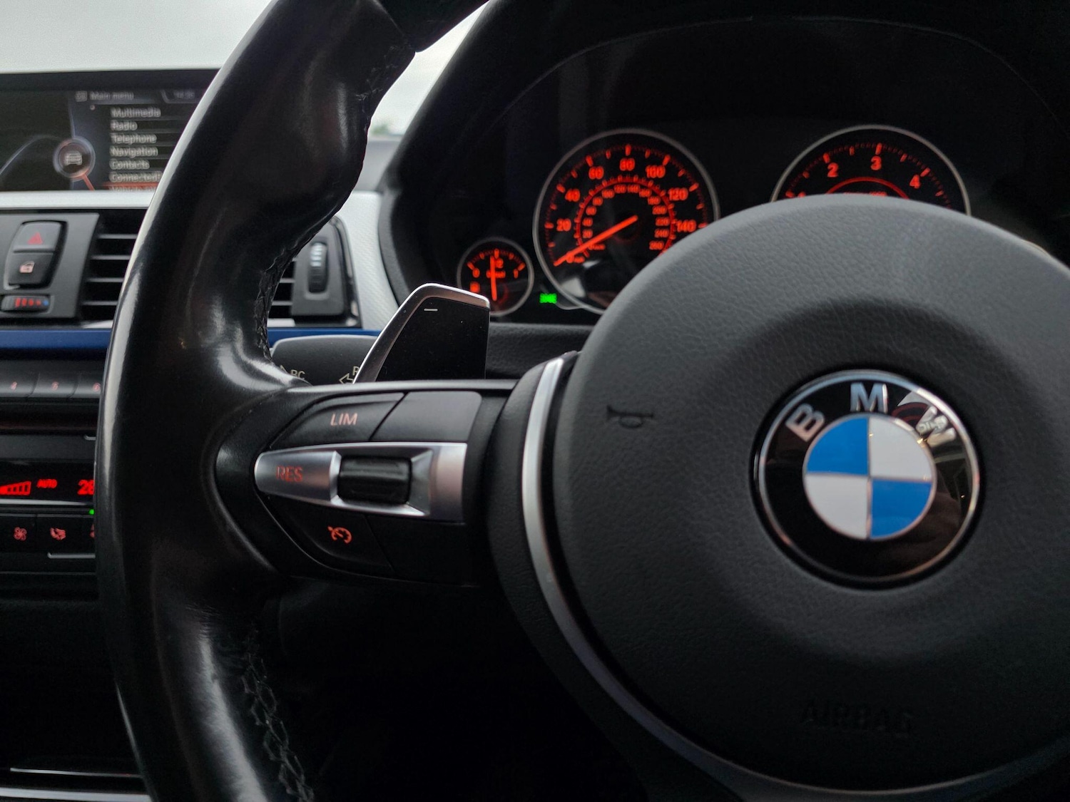 Used BMW 3 Series 2014 for sale - 76965515: Photo 44