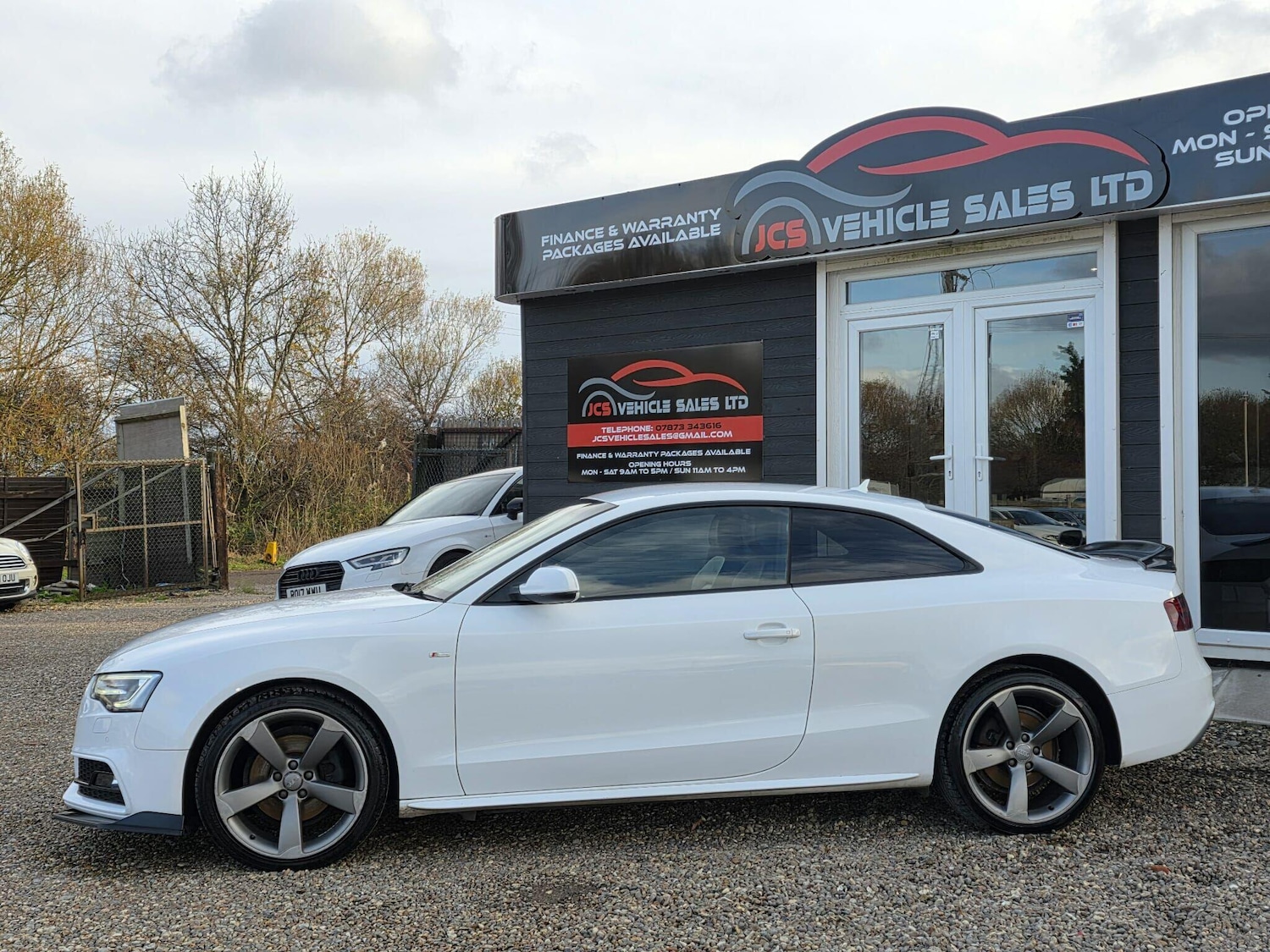 Used Audi A5 2013 for sale - 76633570: Photo 3