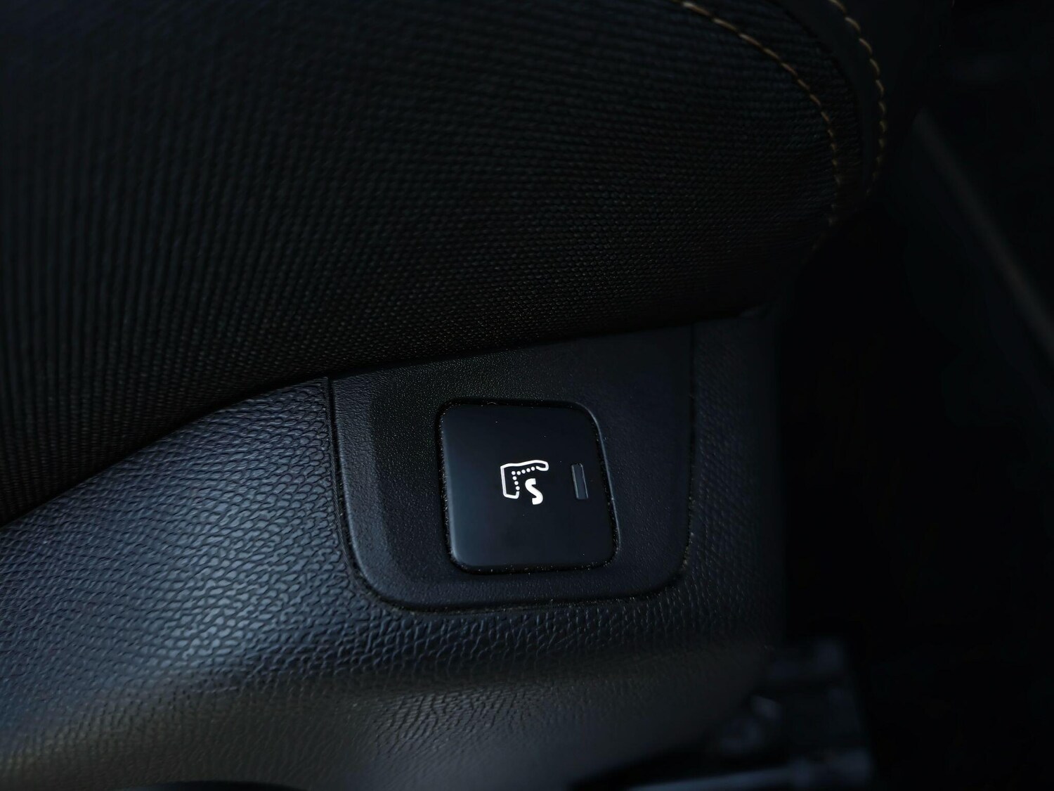 Used Peugeot 3008 2019 for sale - 77838912: Photo 16