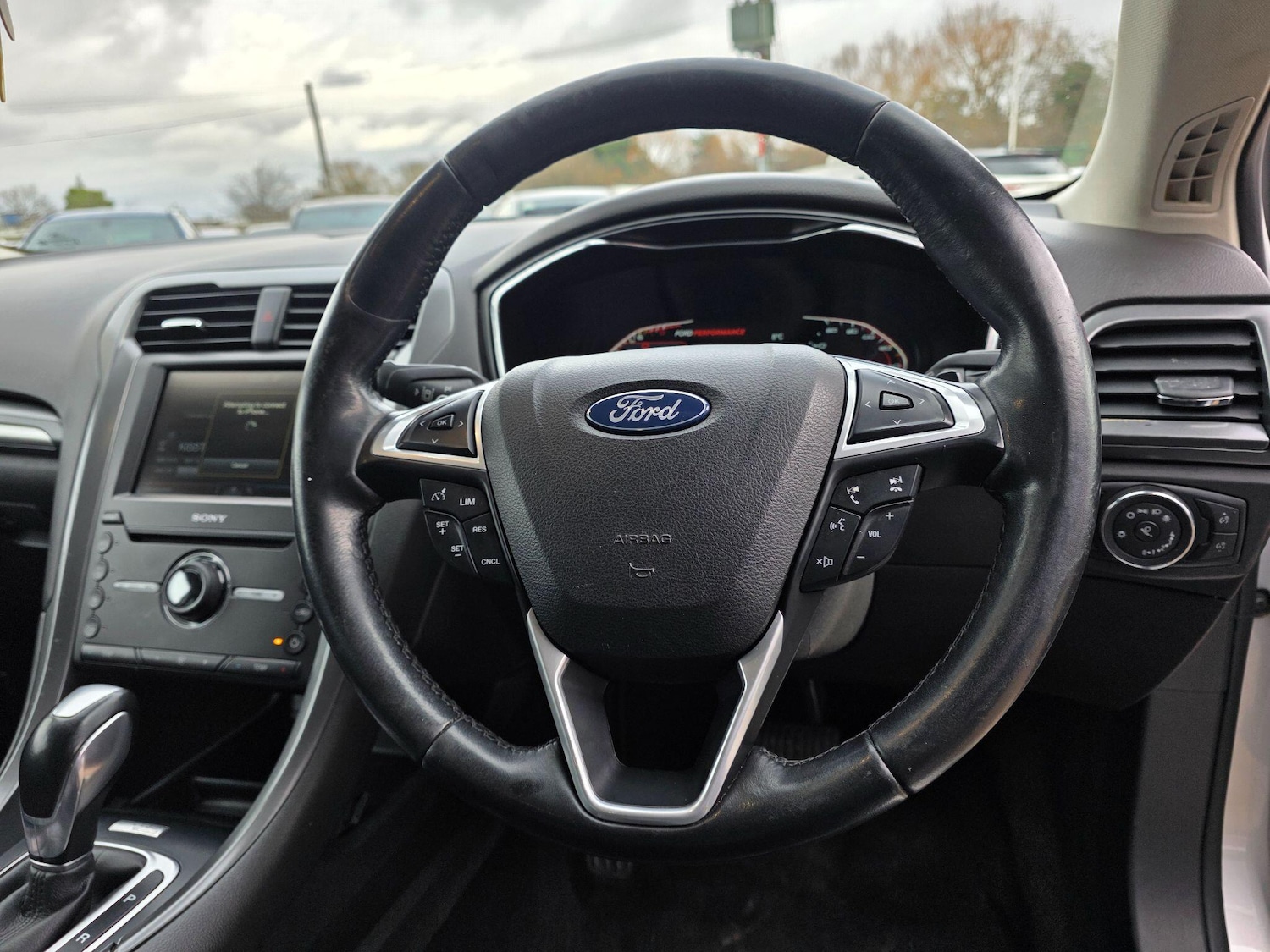 Used Ford Mondeo 2015 for sale - 77549273: Photo 22