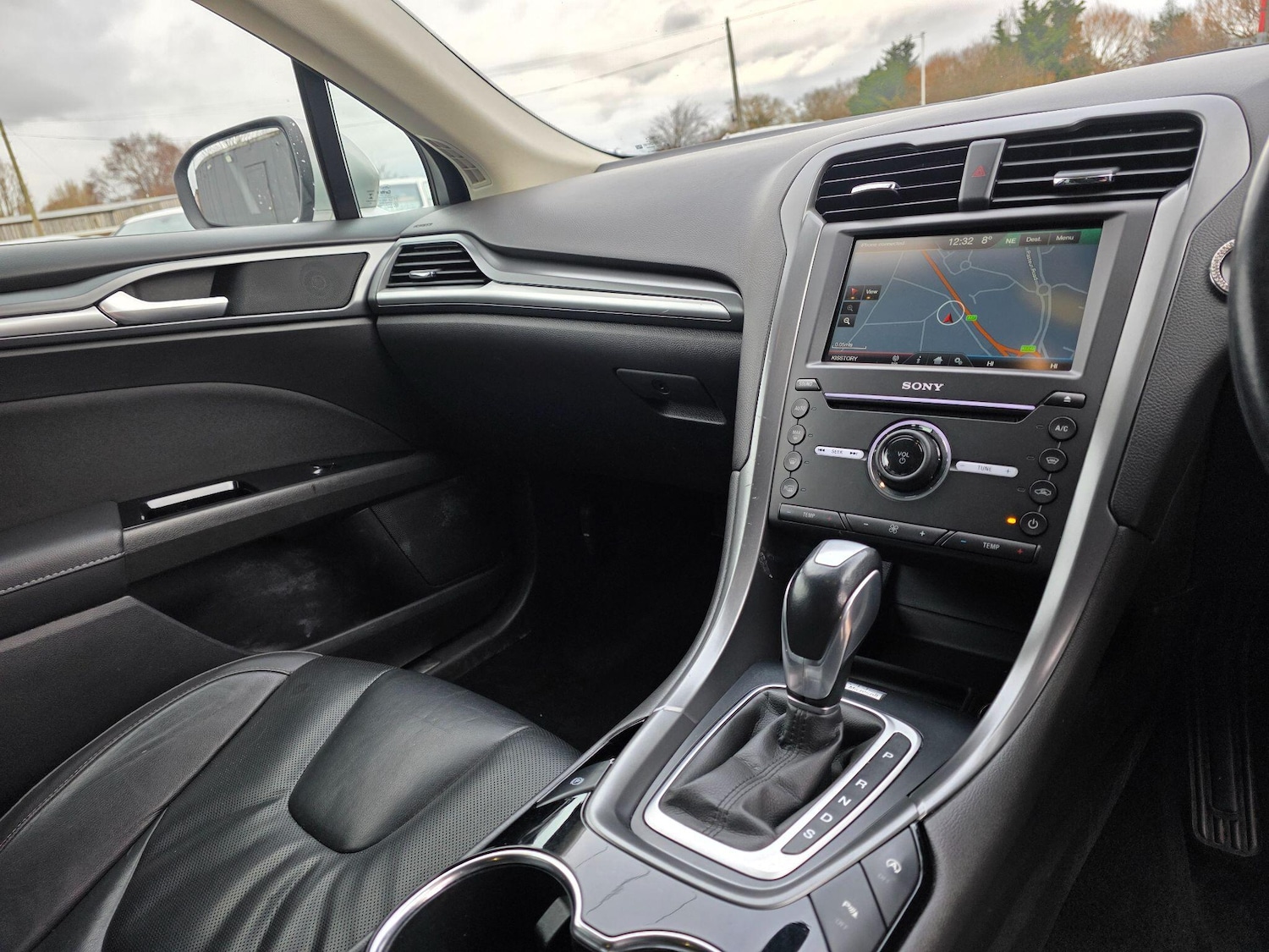 Used Ford Mondeo 2015 for sale - 77549273: Photo 23