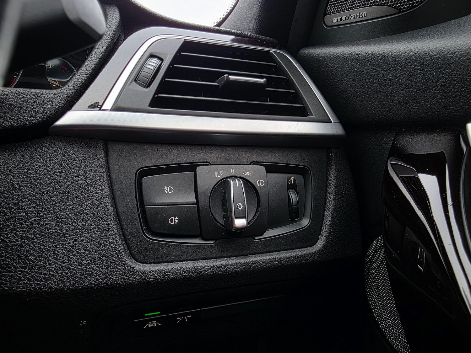 Used BMW 3 Series for sale - 77992968: Photo 42