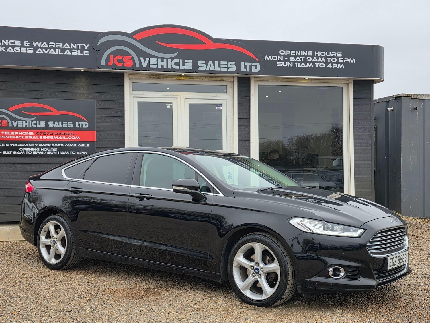 Used Ford Mondeo 2017 for sale - 77799046: Photo 2
