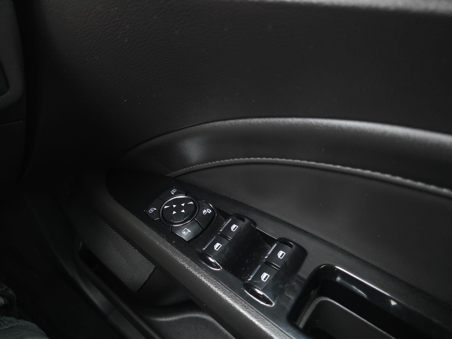 Used Ford Mondeo 2017 for sale - 77799046: Photo 37