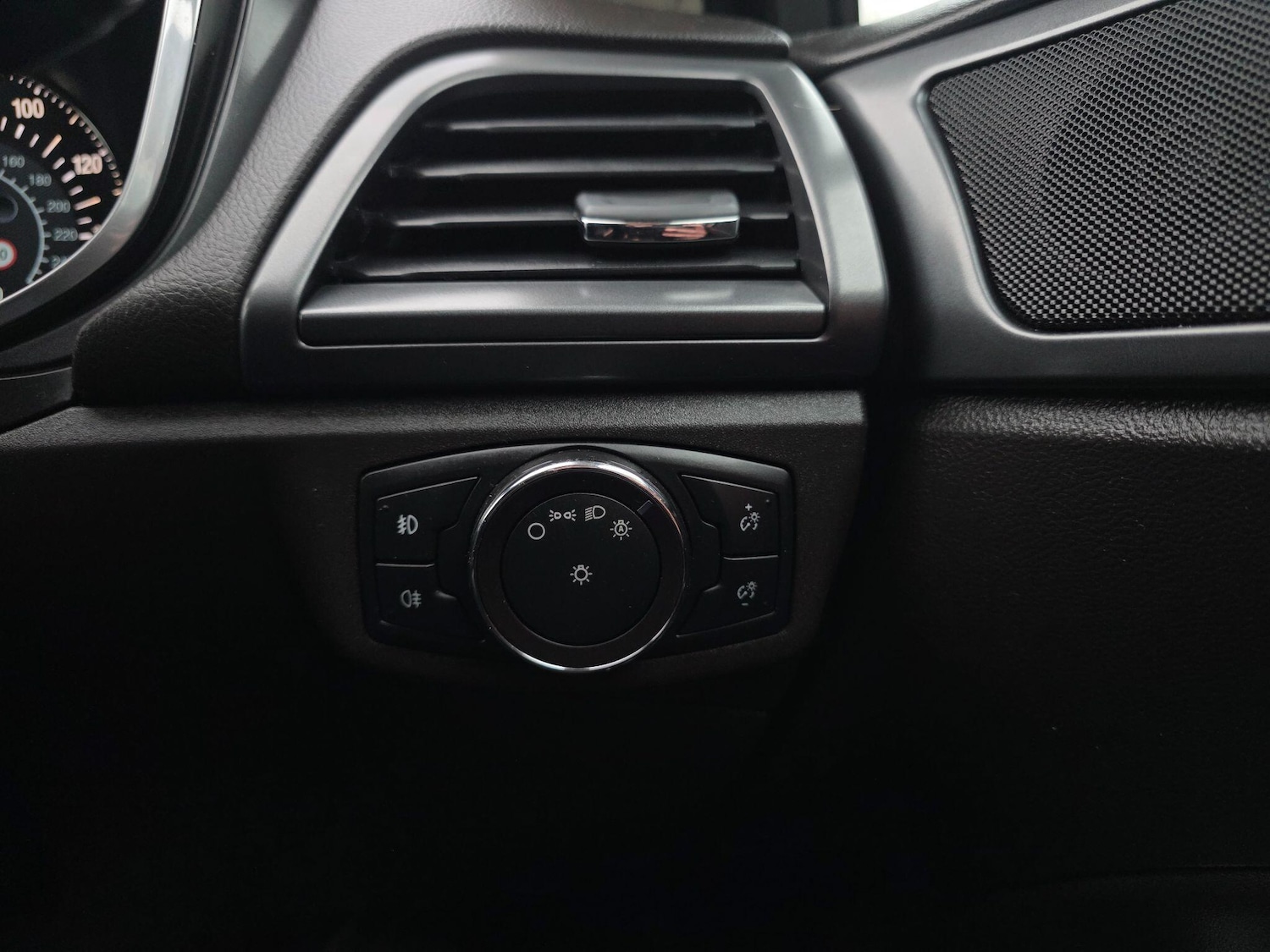 Used Ford Mondeo 2017 for sale - 77799046: Photo 38