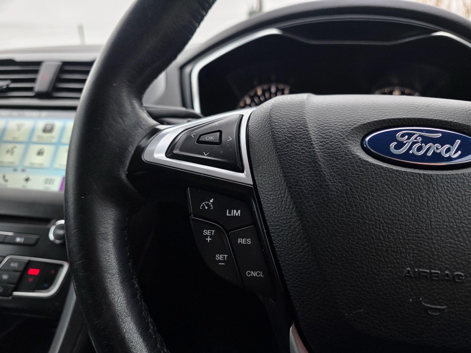 Used Ford Mondeo 2017 for sale - 77799046: Photo 41