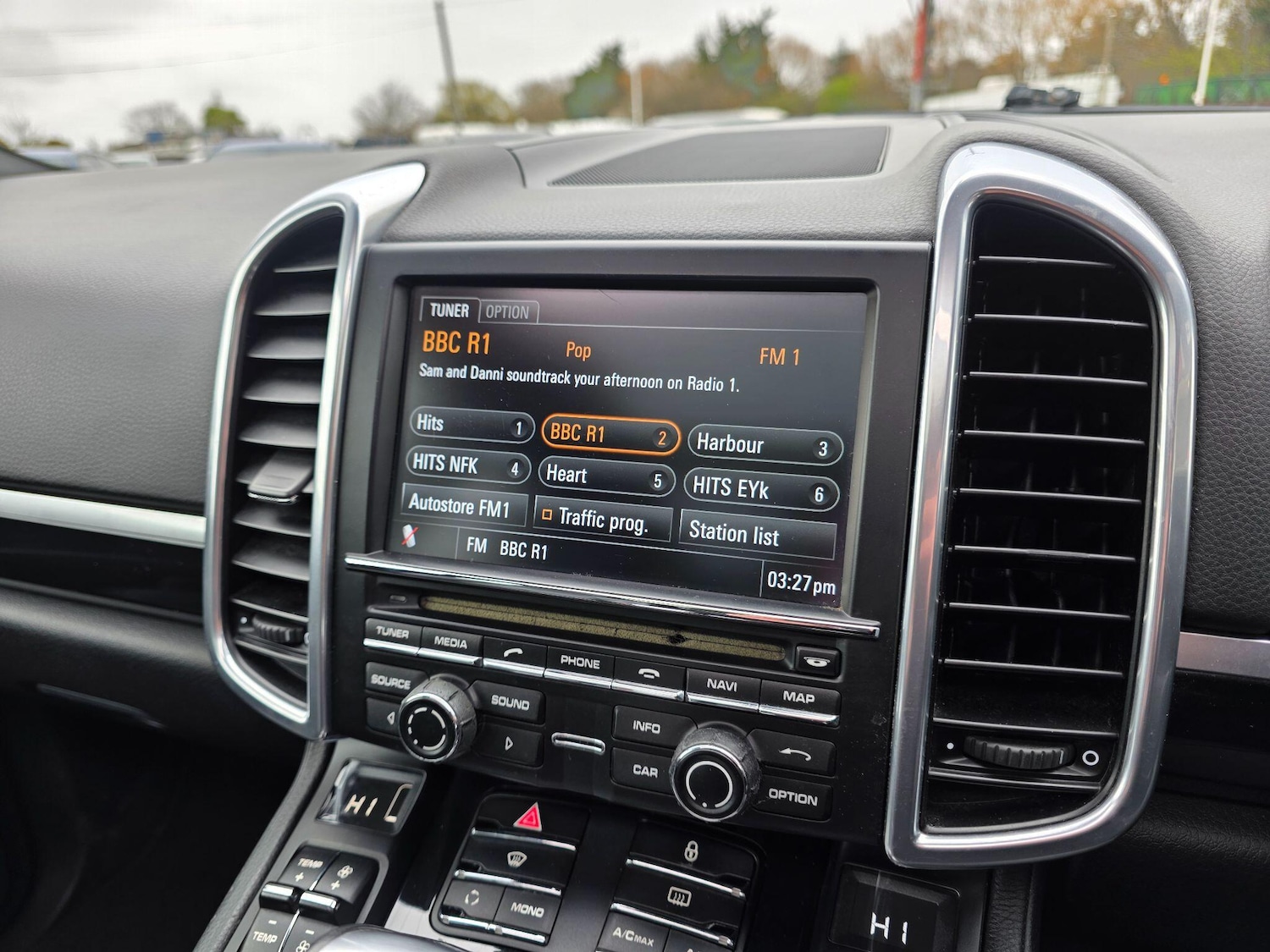 Used Porsche Cayenne 2012 for sale - 77794074: Photo 37