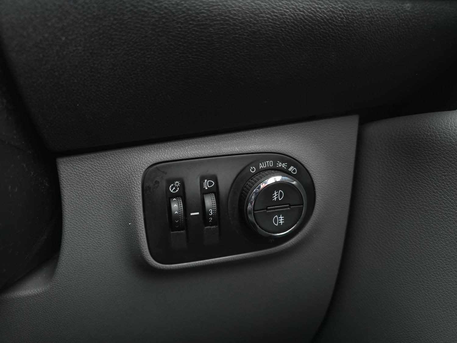 Used Vauxhall Corsa 2016 for sale - 77564712: Photo 23