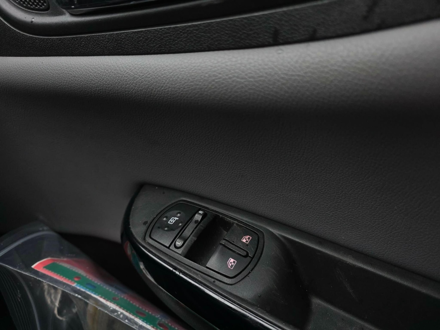 Used Vauxhall Corsa 2016 for sale - 77564712: Photo 24