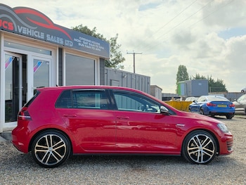 Used Volkswagen Golf 2016 for sale - 79609069: Photo