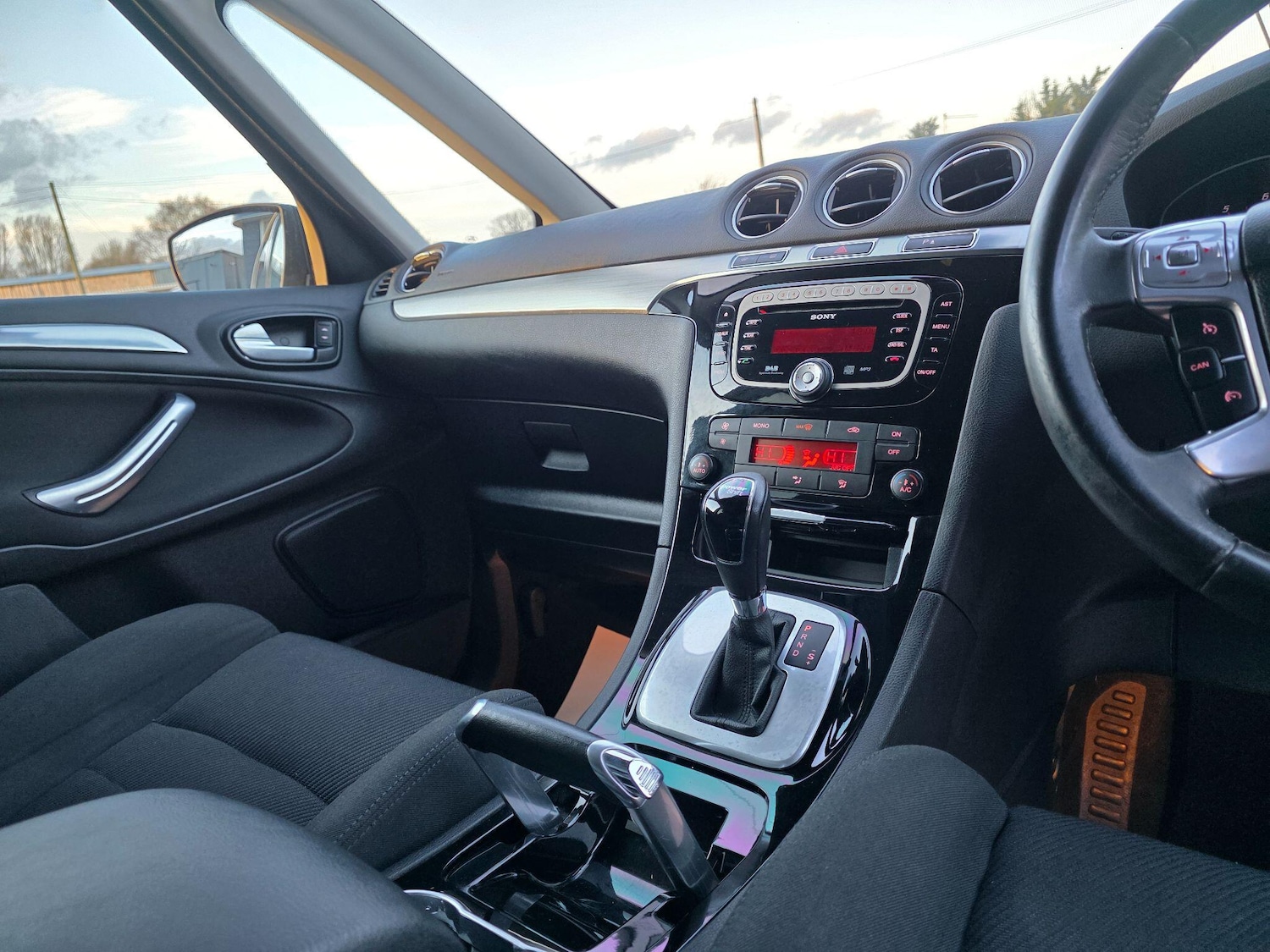 Used Ford S-Max 2011 for sale - 77637723: Photo 22