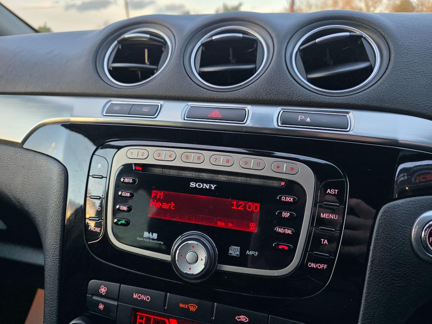 Used Ford S-Max 2011 for sale - 77637723: Photo 26