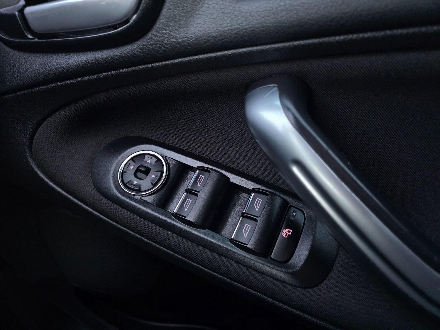 Used Ford S-Max 2011 for sale - 77637723: Photo 27