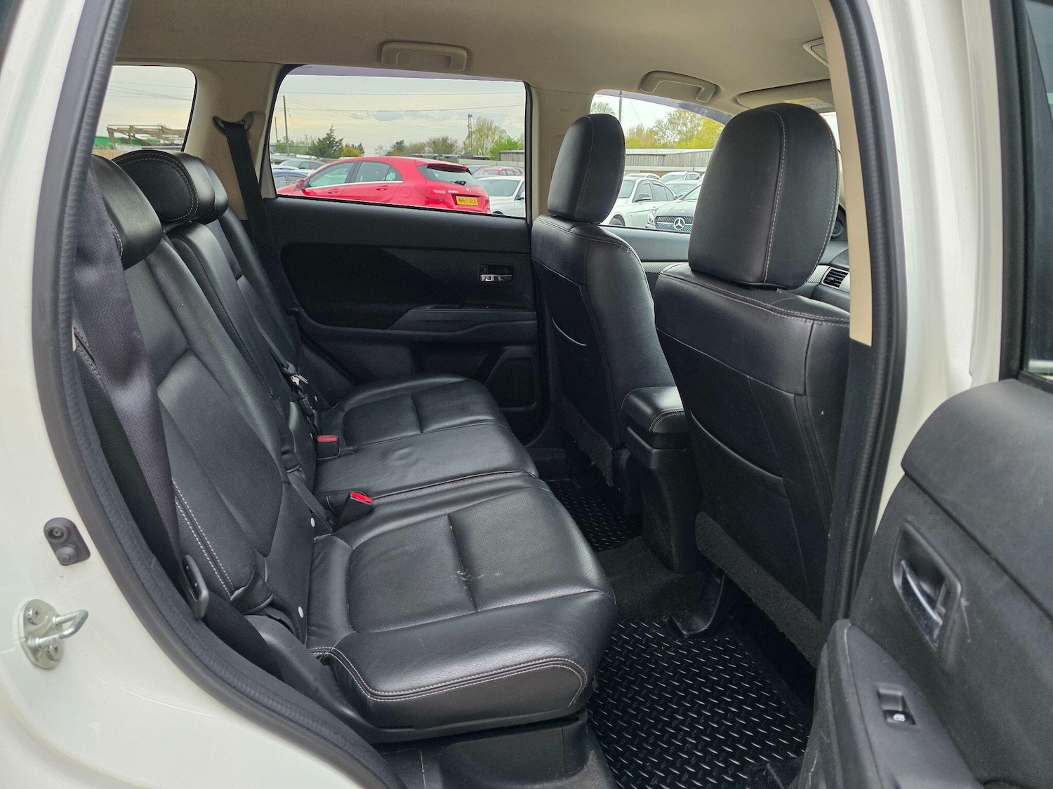 Used Mitsubishi Outlander 2016 for sale - 78204216: Photo 17