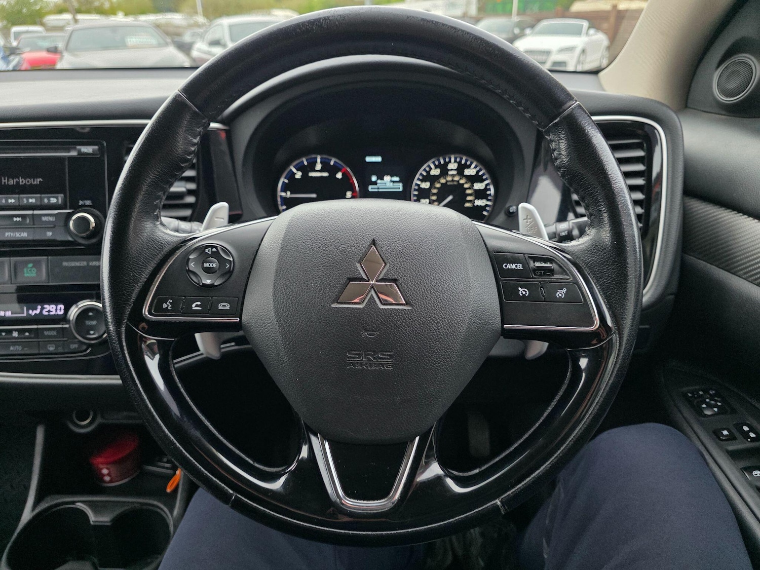 Used Mitsubishi Outlander 2016 for sale - 78204216: Photo 31