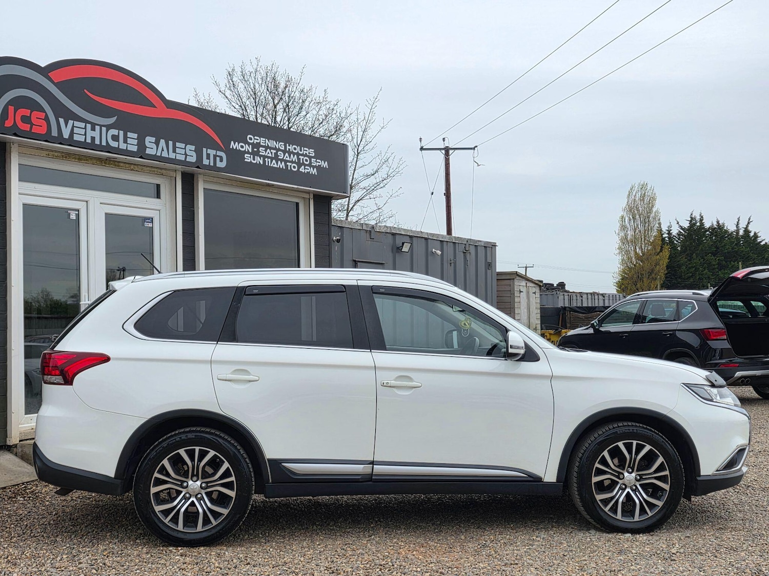 Used Mitsubishi Outlander 2016 for sale - 78204216: Photo 4