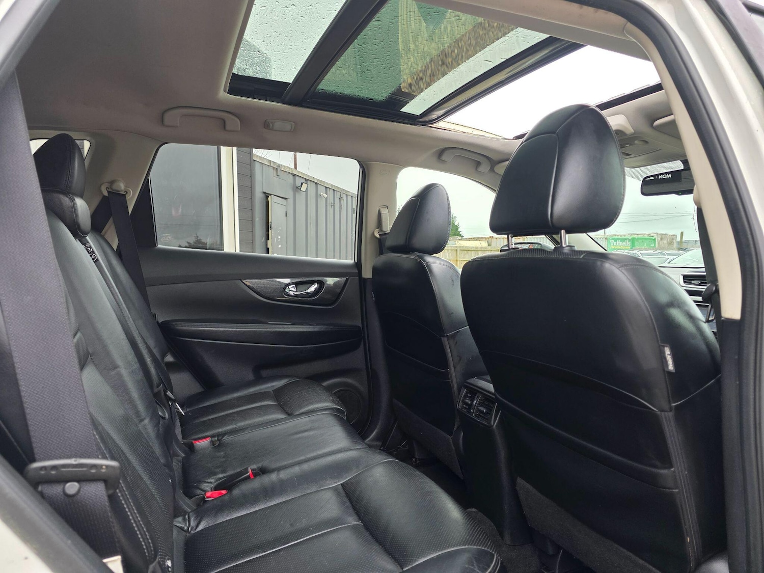 Used Nissan X-Trail for sale - 77957038: Photo 18