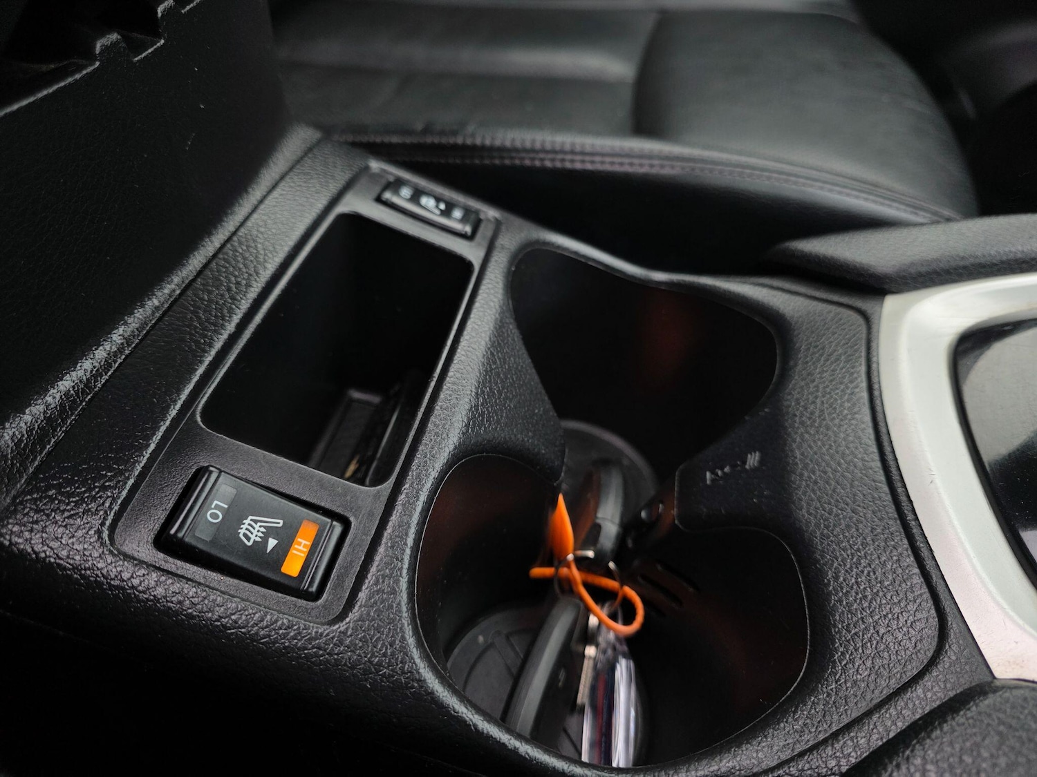 Used Nissan X-Trail for sale - 77957038: Photo 28