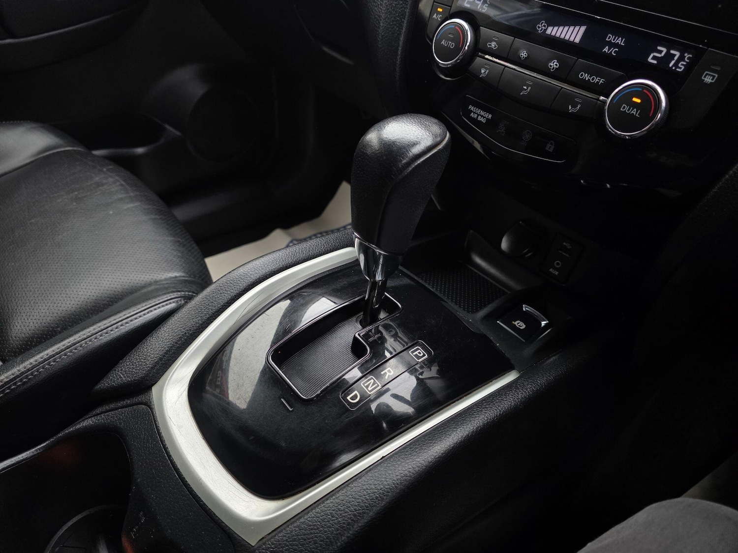 Used Nissan X-Trail for sale - 77957038: Photo 29