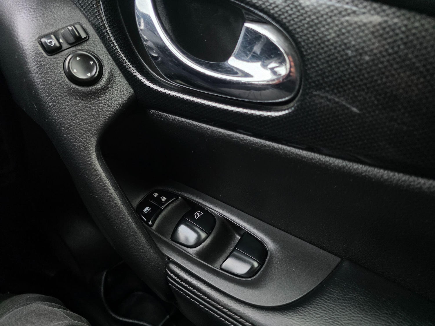 Used Nissan X-Trail for sale - 77957038: Photo 34