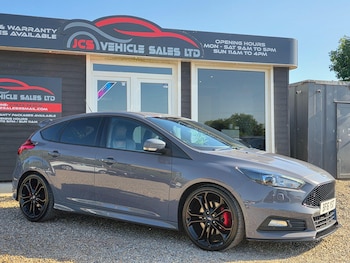 Used Ford Focus 2016 for sale - 78704880: Photo