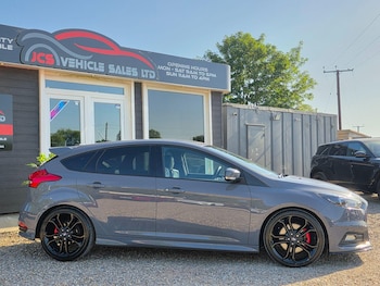 Used Ford Focus 2016 for sale - 78704880: Photo