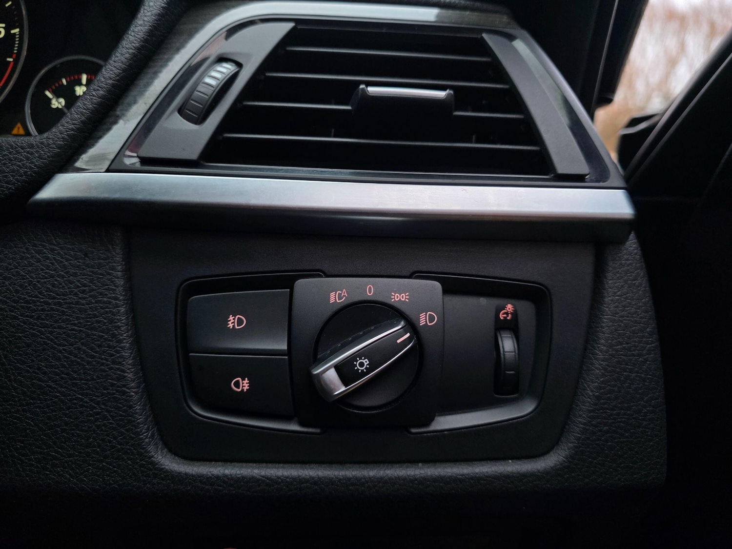 Used BMW 3 Series 2017 for sale - 77291555: Photo 39