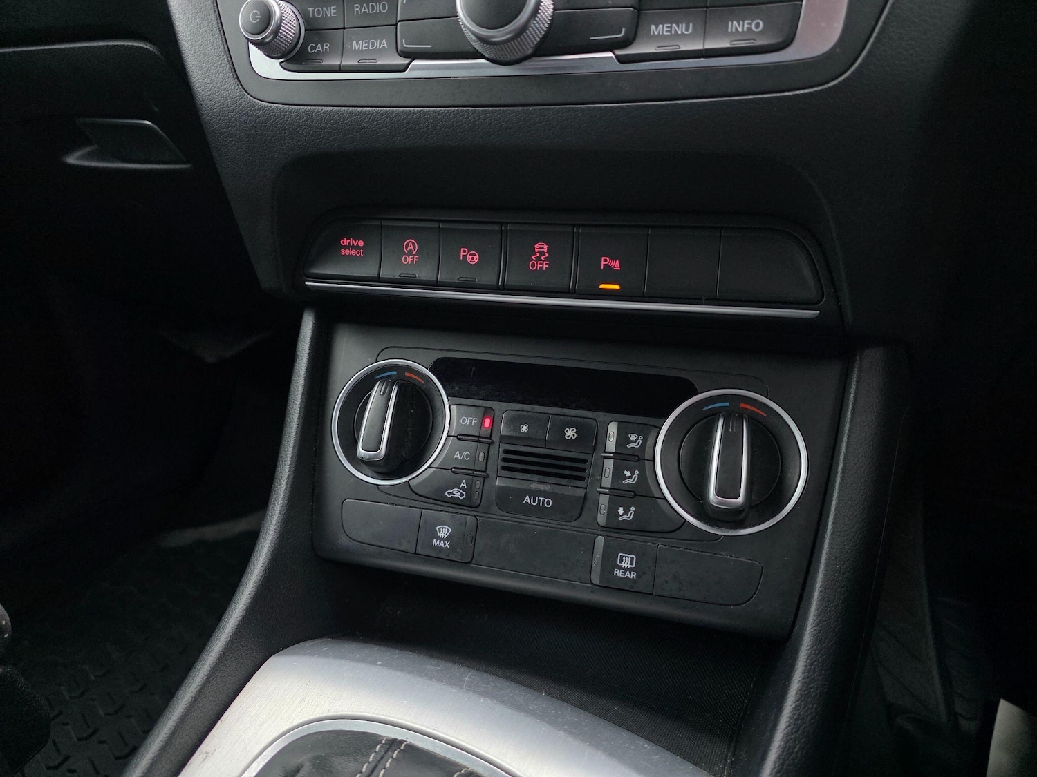 Used Audi Q3 2015 for sale - 77455103: Photo 26