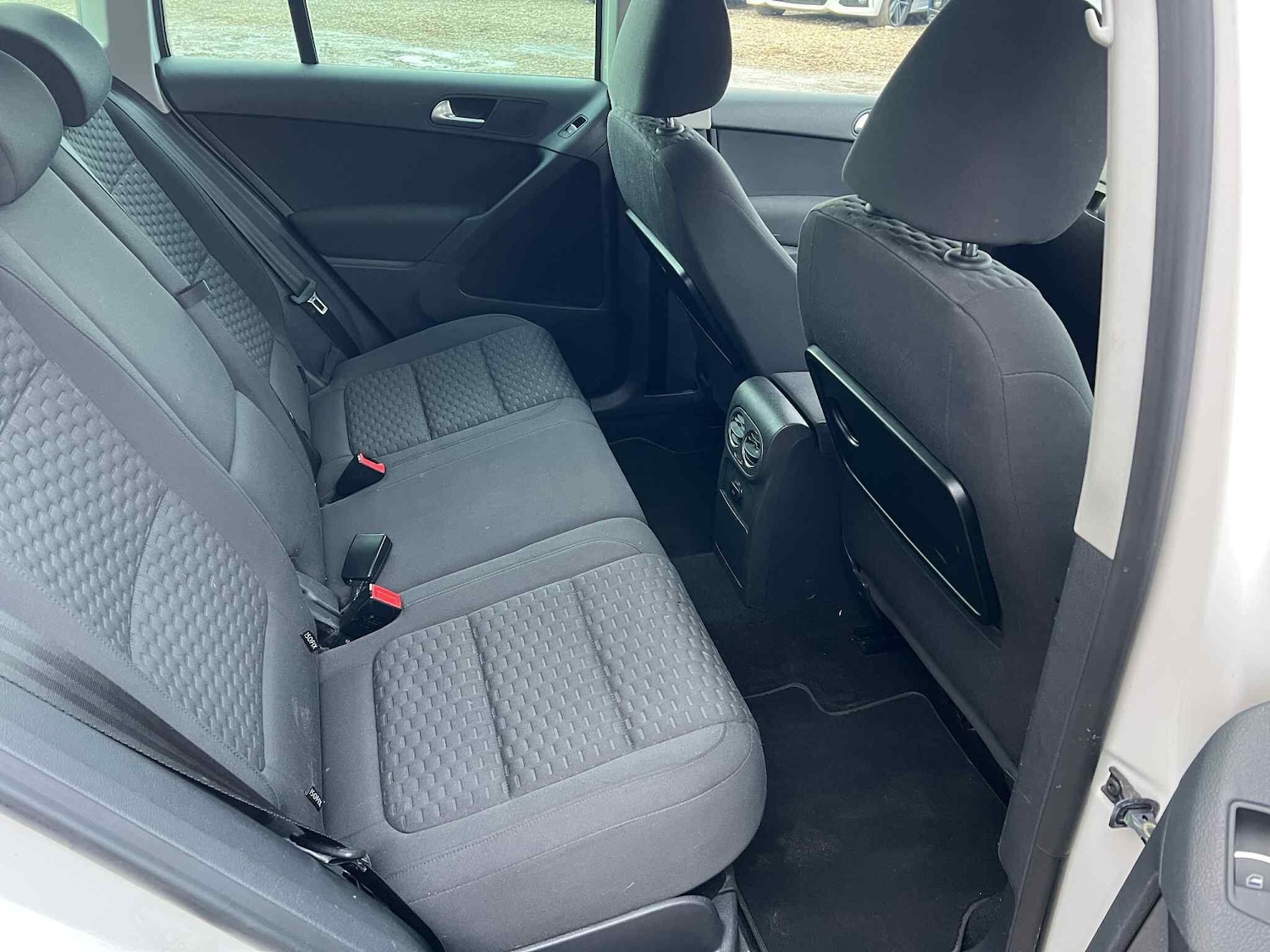 Used Volkswagen Tiguan 2011 for sale - 77358922: Photo 16