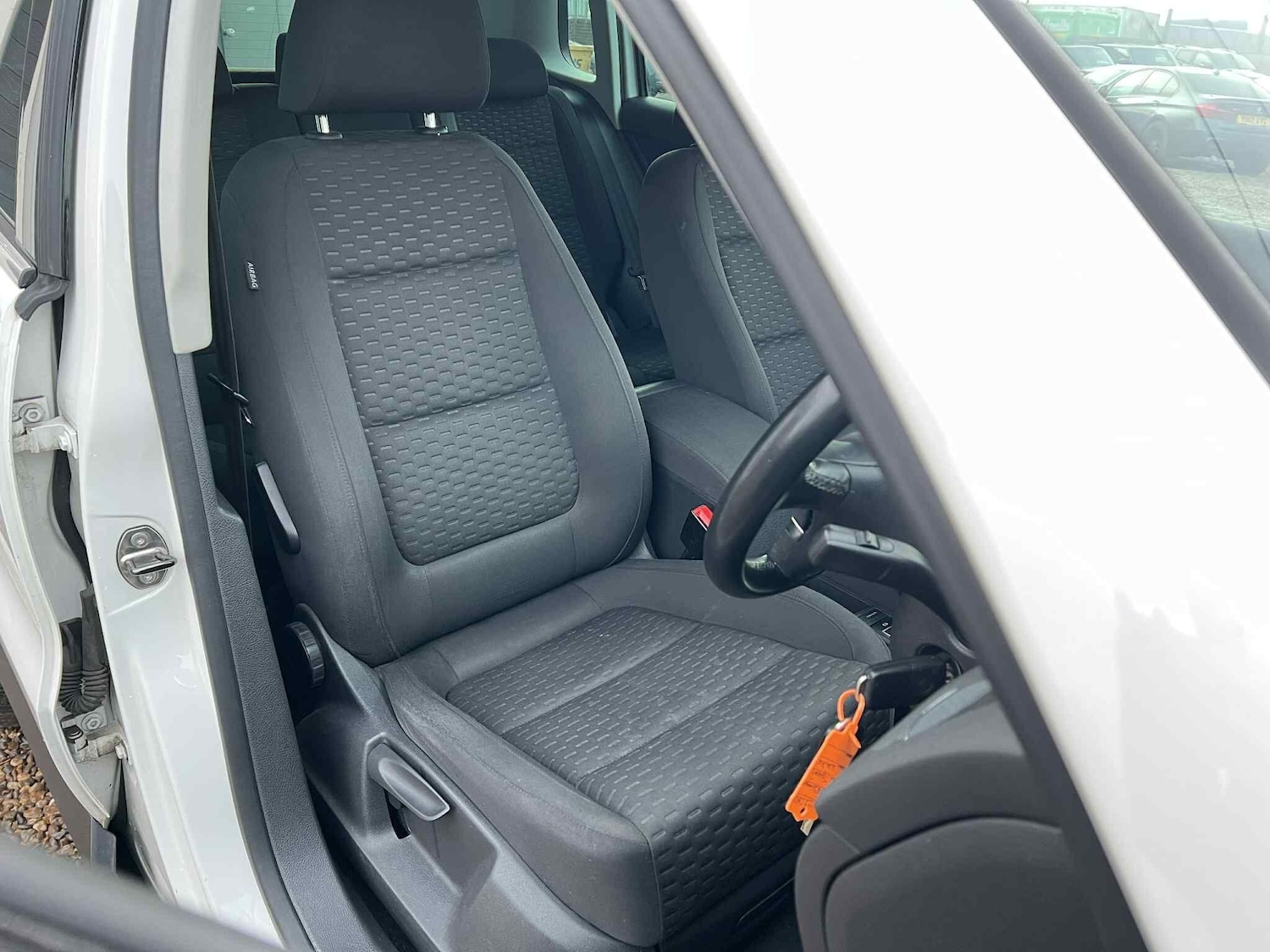 Used Volkswagen Tiguan 2011 for sale - 77358922: Photo 22