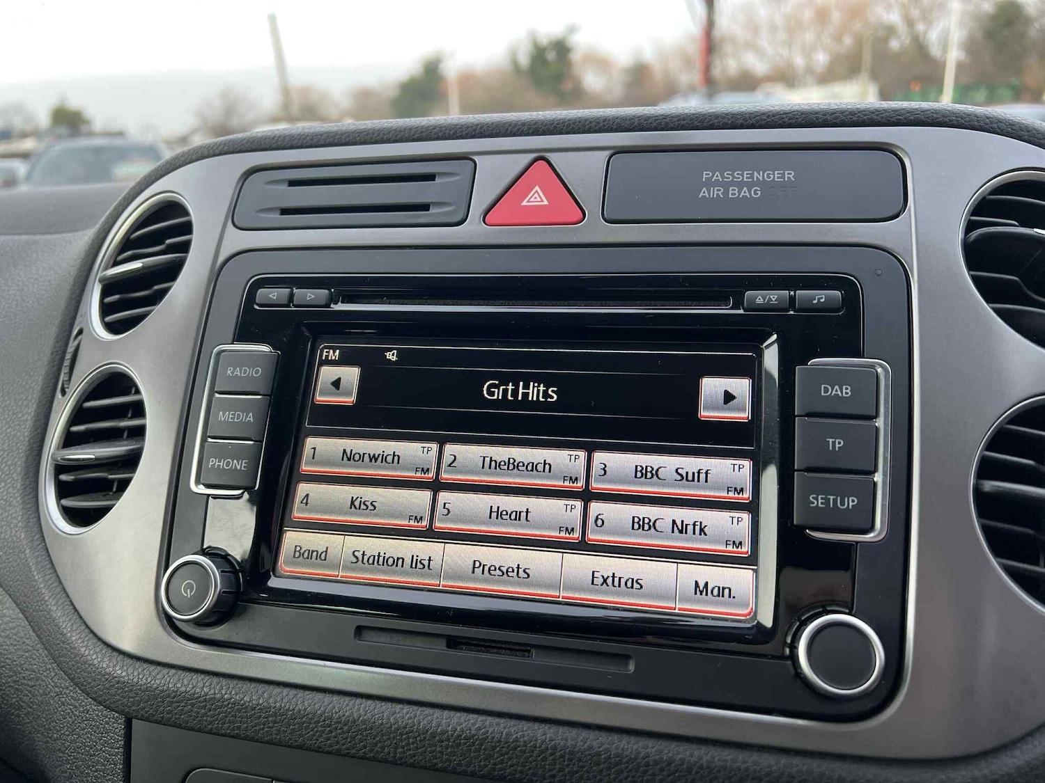 Used Volkswagen Tiguan 2011 for sale - 77358922: Photo 30