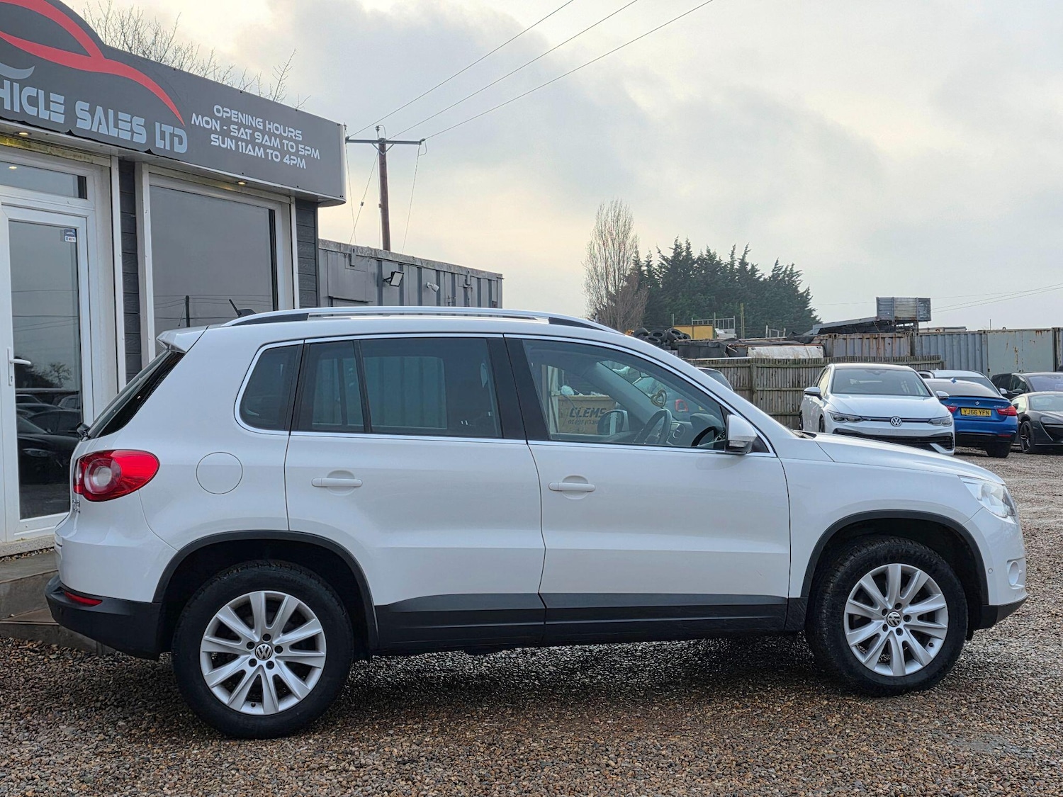 Used Volkswagen Tiguan 2011 for sale - 77358922: Photo 4