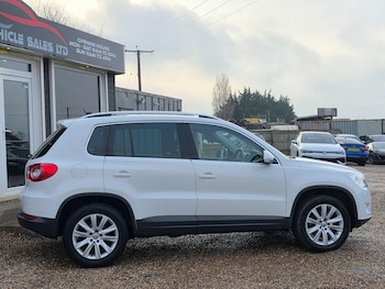 Used Volkswagen Tiguan 2011 for sale - 77358922: Photo