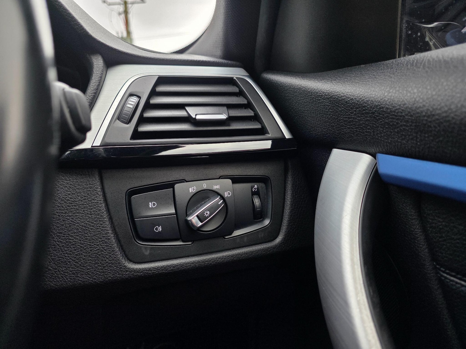 Used BMW 3 Series 2016 for sale - 77162980: Photo 33