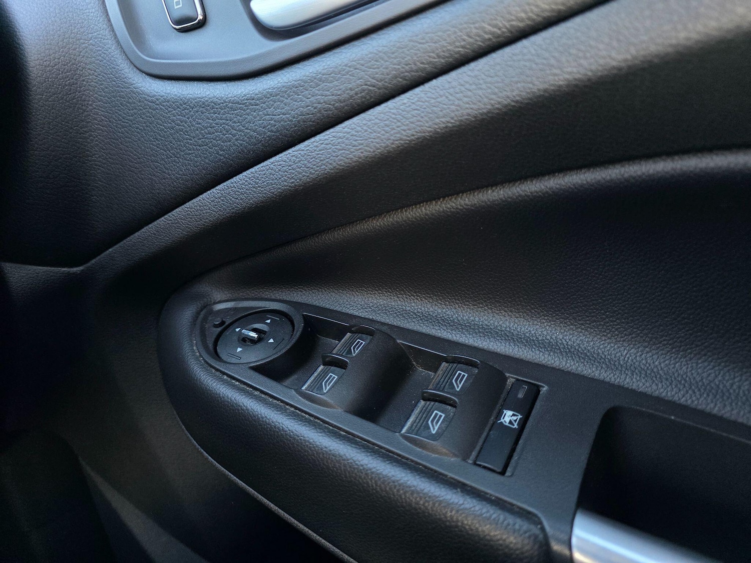 Used Ford Kuga 2013 for sale - 78072047: Photo 34