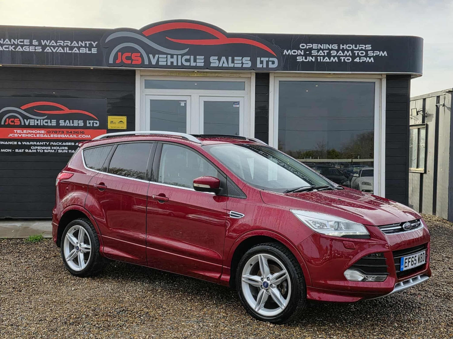 Used Ford Kuga 2015 for sale - 76599438: Photo 2