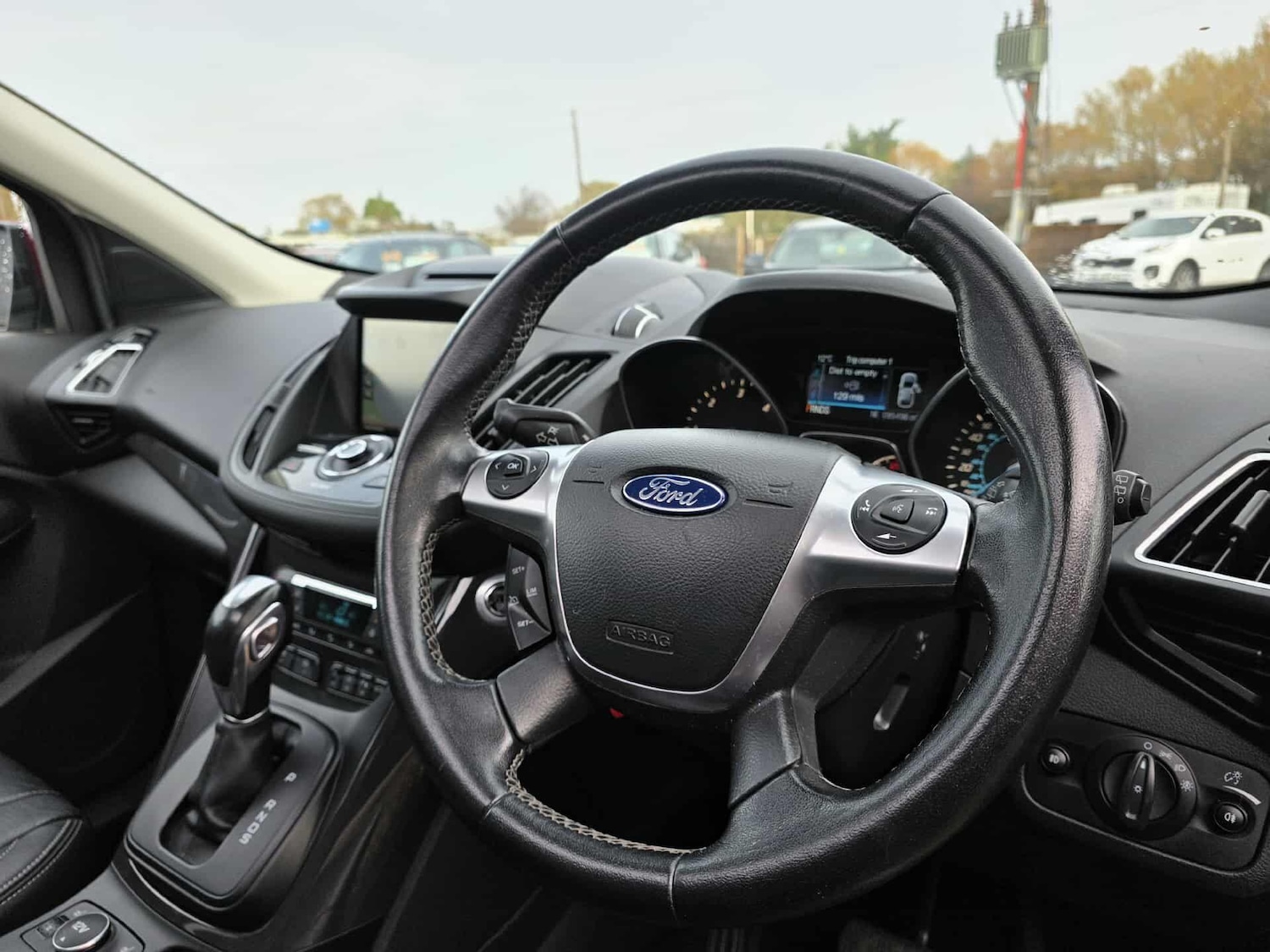 Used Ford Kuga 2015 for sale - 76599438: Photo 25