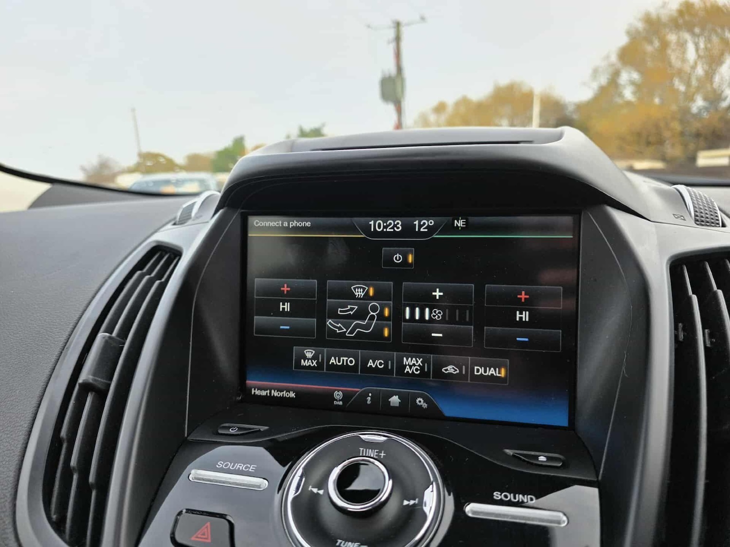 Used Ford Kuga 2015 for sale - 76599438: Photo 28