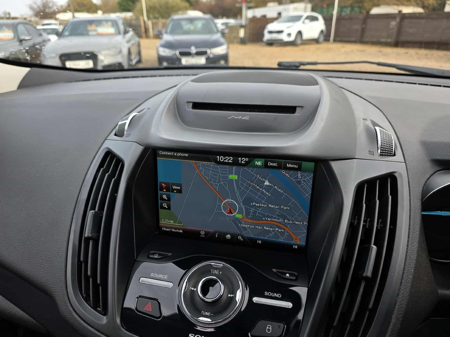 Used Ford Kuga 2015 for sale - 76599438: Photo 32