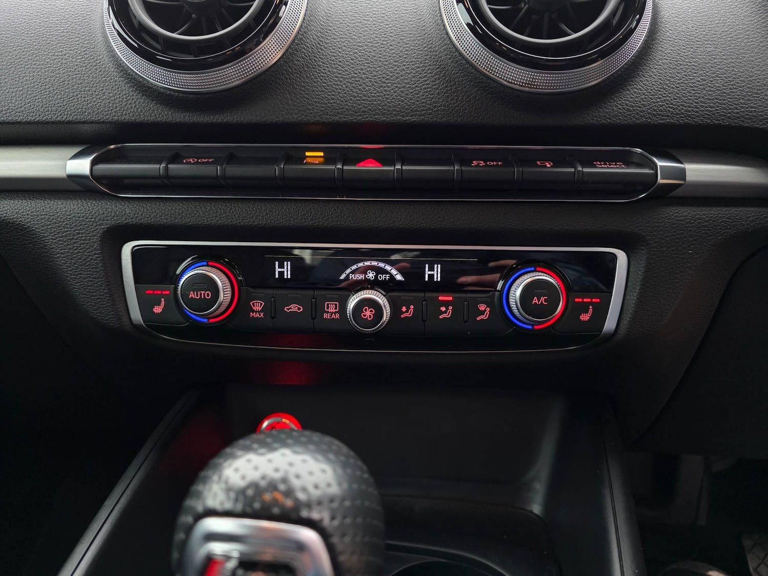 Used Audi A3 2014 for sale - 77376639: Photo 26