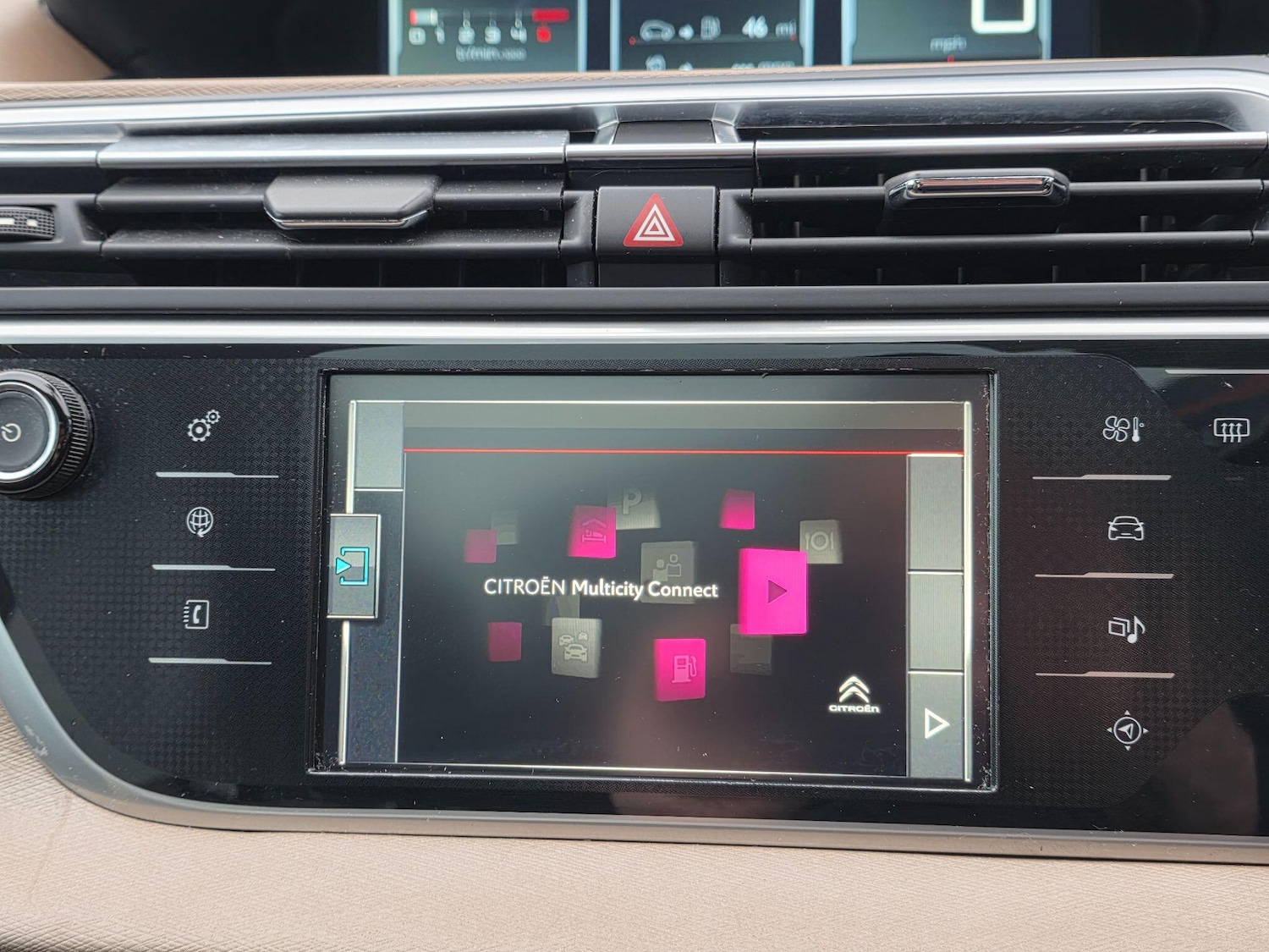 Used Citroen C4 Picasso 2016 for sale - 77066870: Photo 31