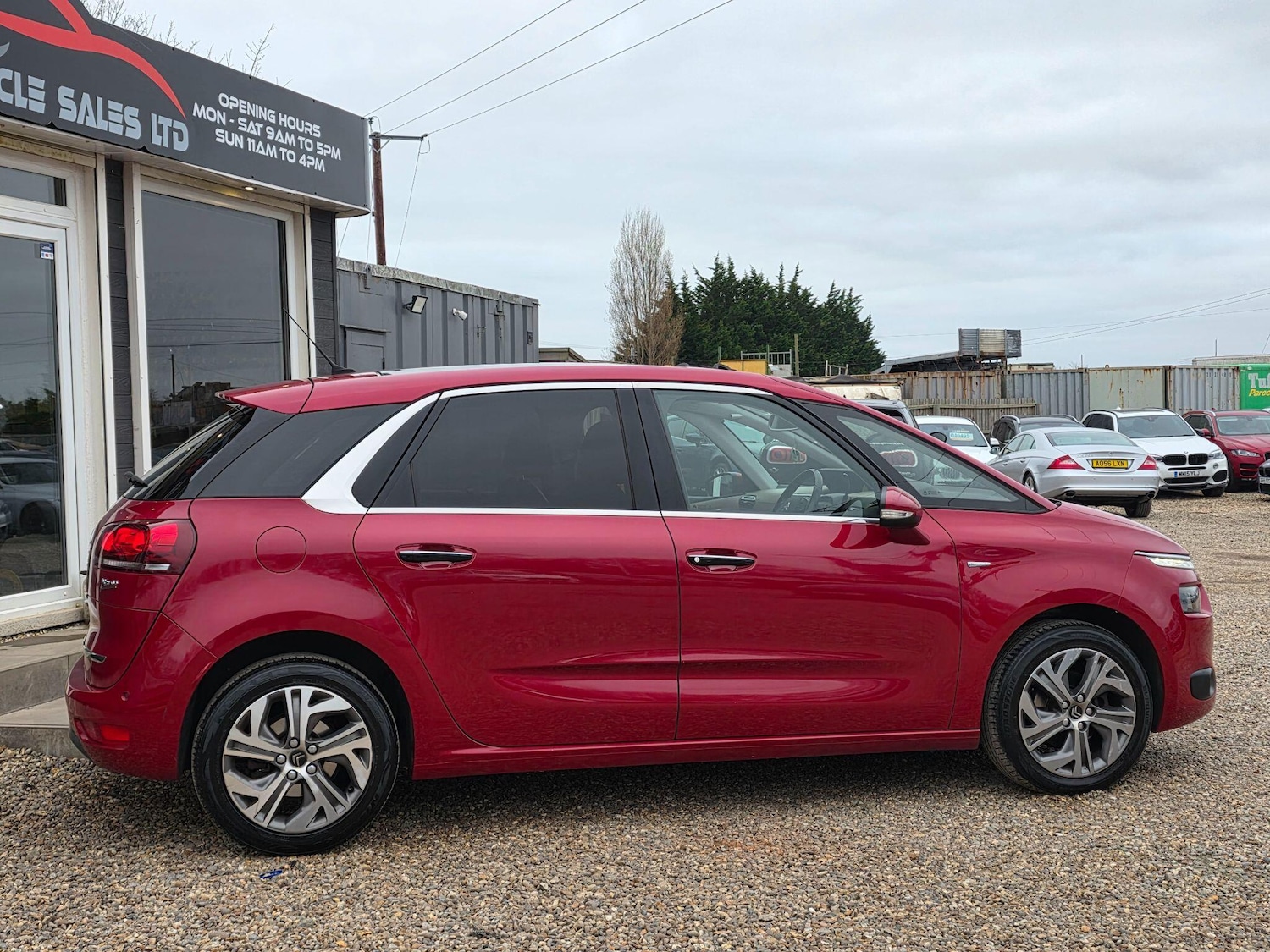 Used Citroen C4 Picasso 2016 for sale - 77066870: Photo 4