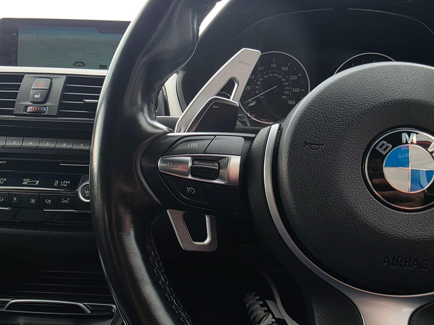 Used BMW 3 Series 2017 for sale - 78127716: Photo 41