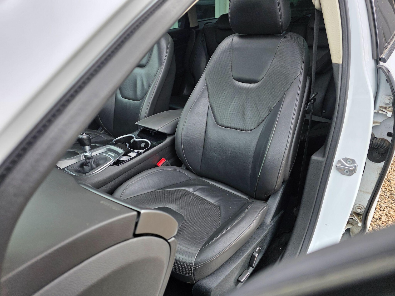 Used Ford Mondeo 2014 for sale - 78007314: Photo 23