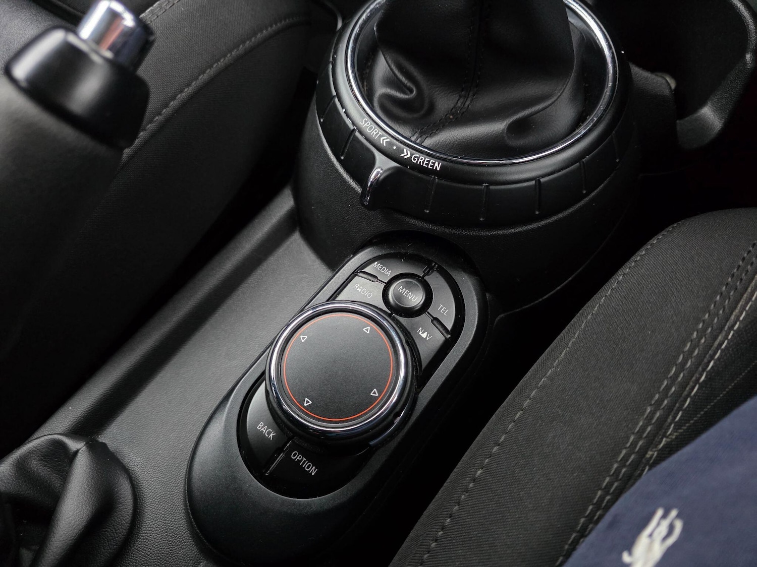 Used MINI Hatch 2015 for sale - 77510738: Photo 24